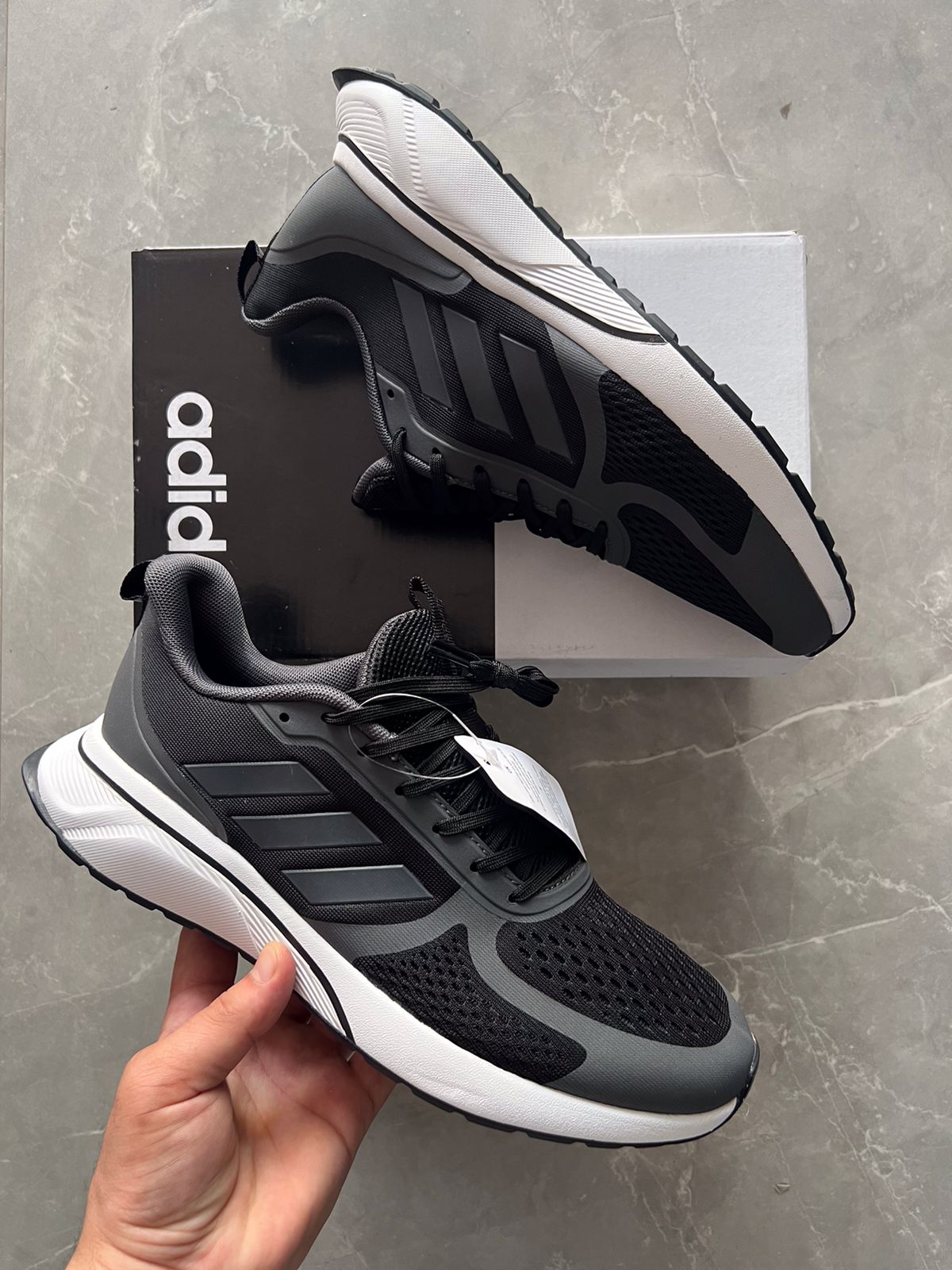 Adidas shoes 1st copy quito best sale