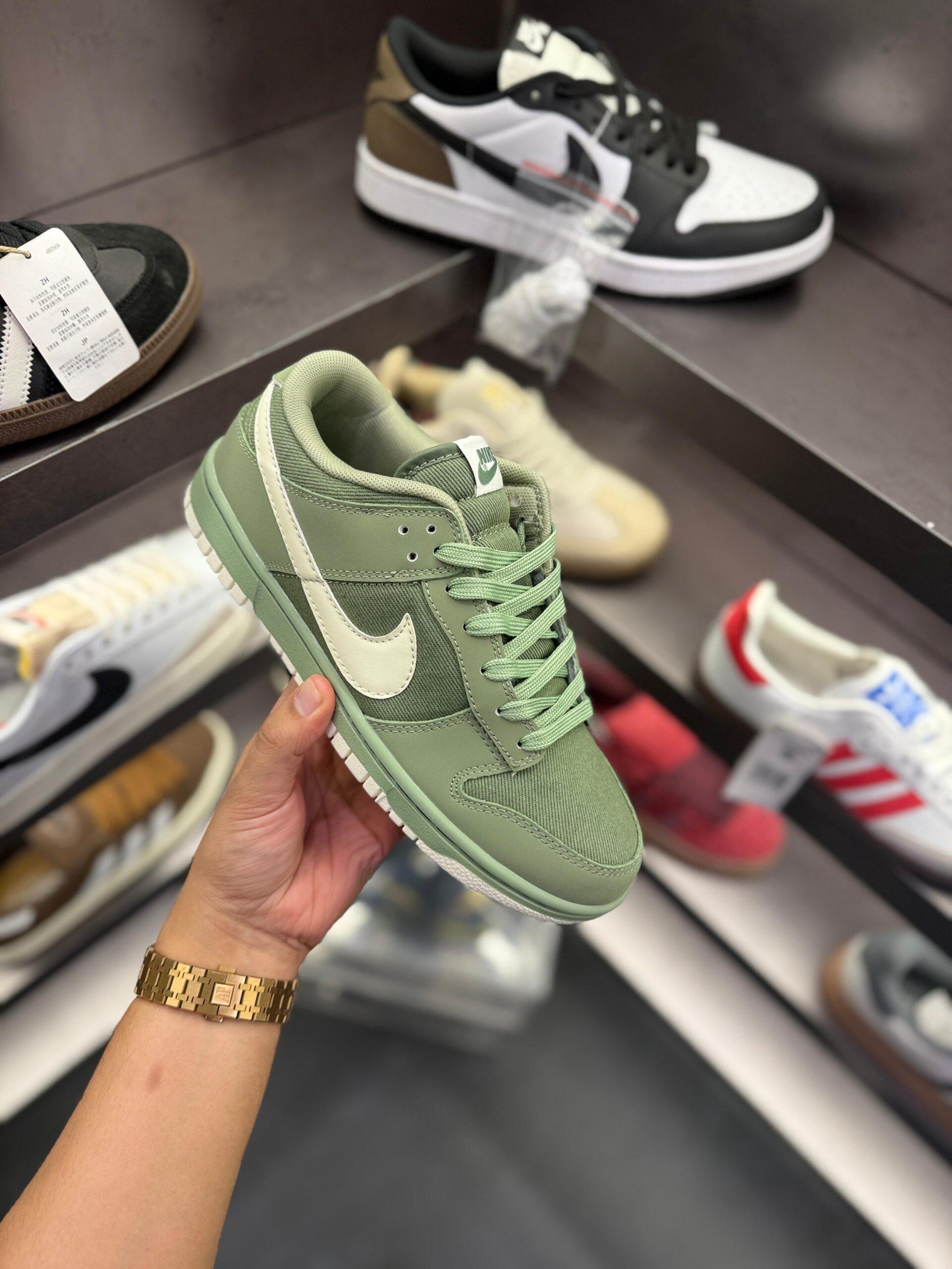 FIRST COPY NIKE SB DUNK GREEN SHOES FOR MEN