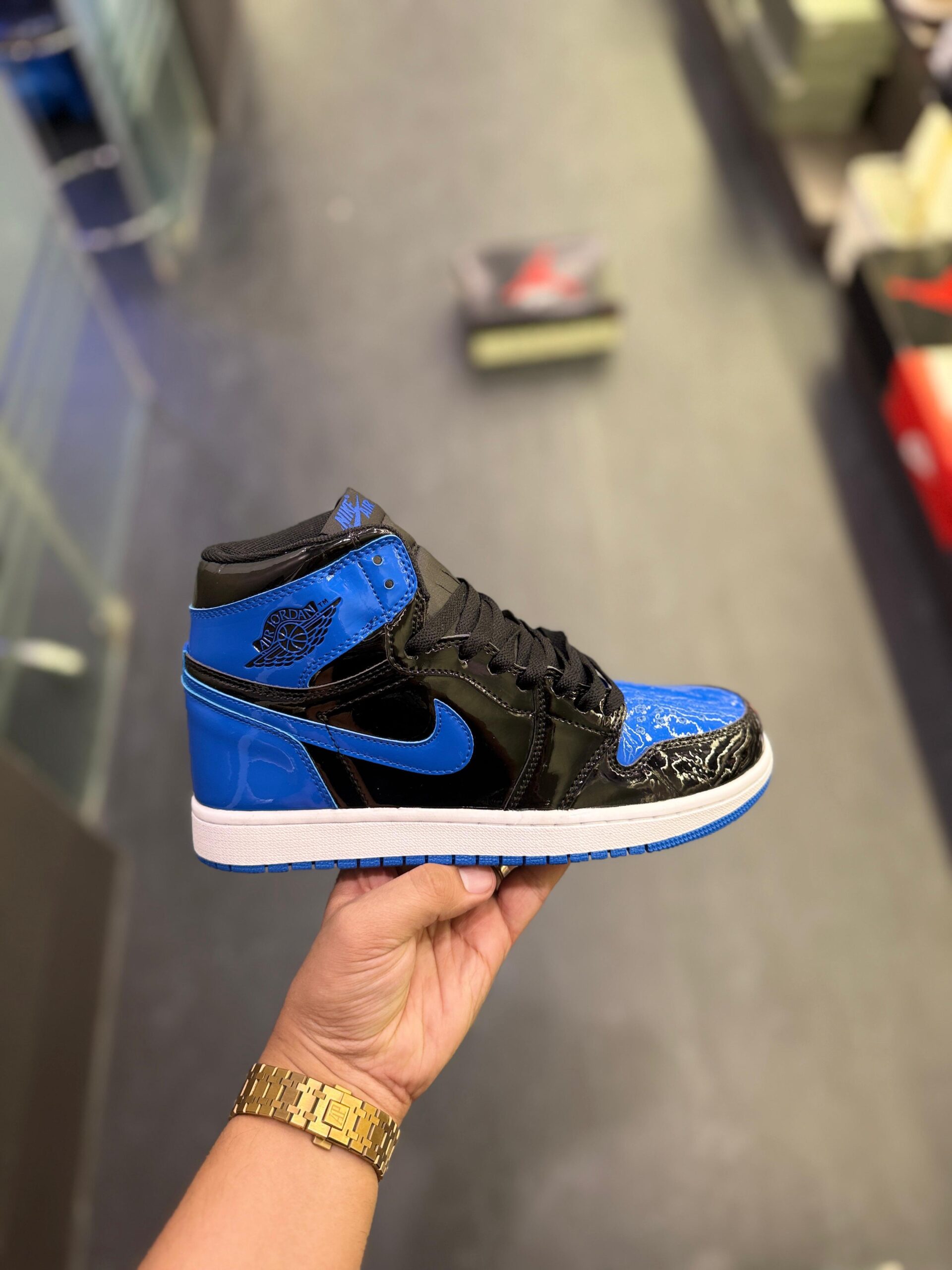 air jordan 1 blue shiny